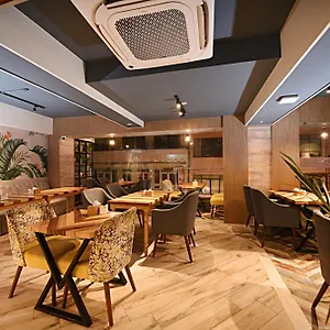 Daali & Aparthotel Kathmandu
