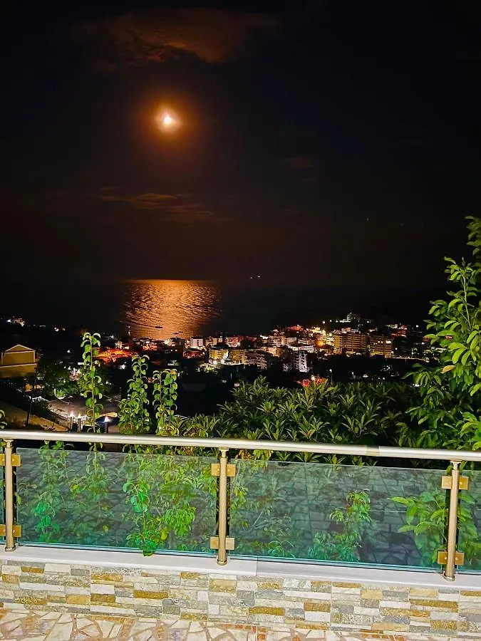 Mistral Inn Himare
